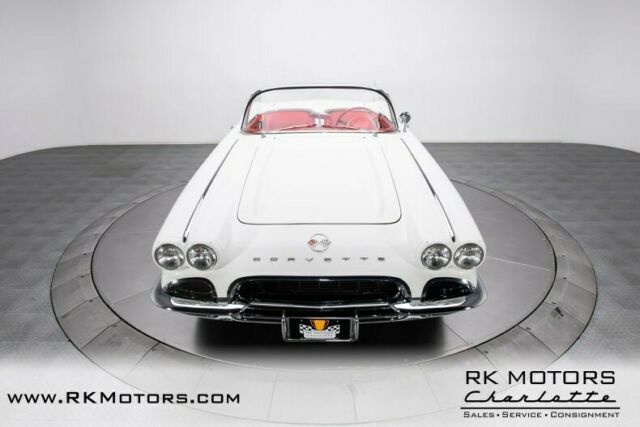 Chevrolet Corvette 1962 image number 20