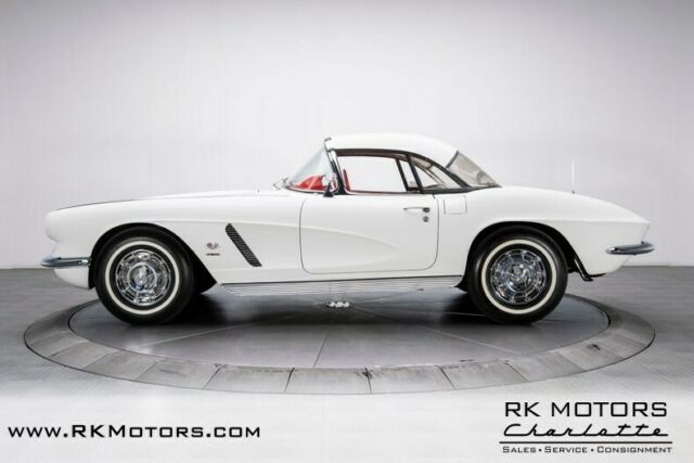 Chevrolet Corvette 1962 image number 40