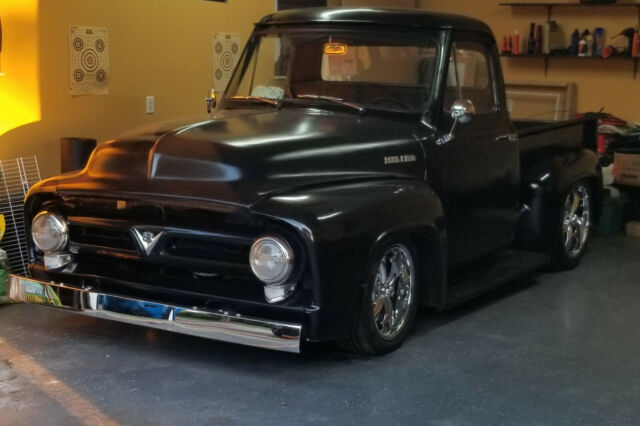 Ford F-100 1953 image number 0