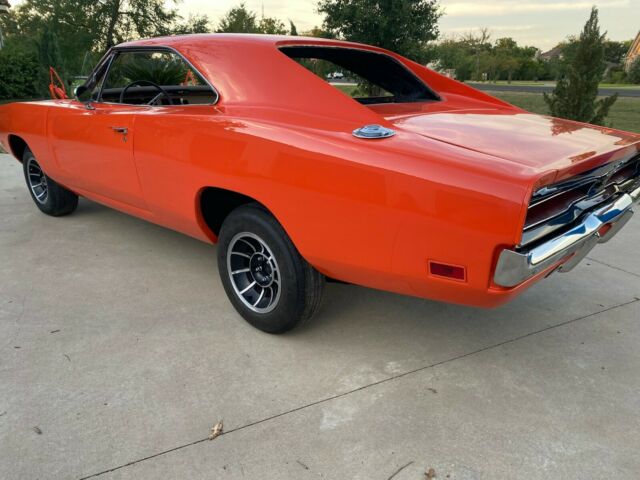 Dodge Charger 1969 image number 18