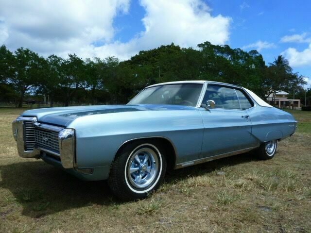 Pontiac Grand Prix 1968 image number 3