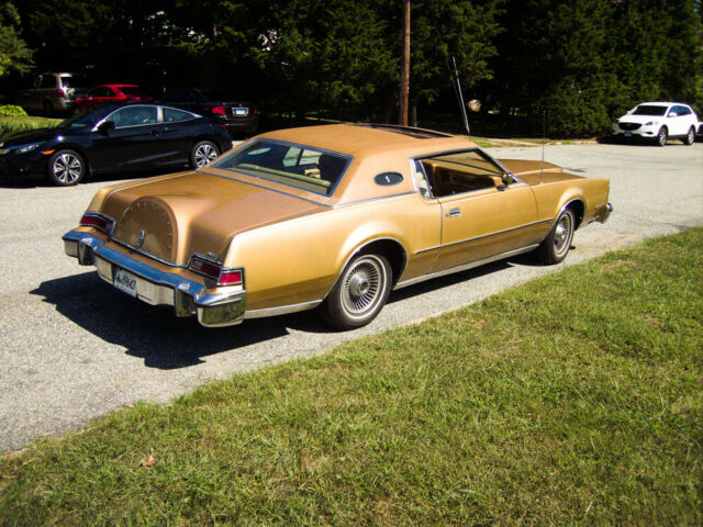 Lincoln Continental 1974 image number 22