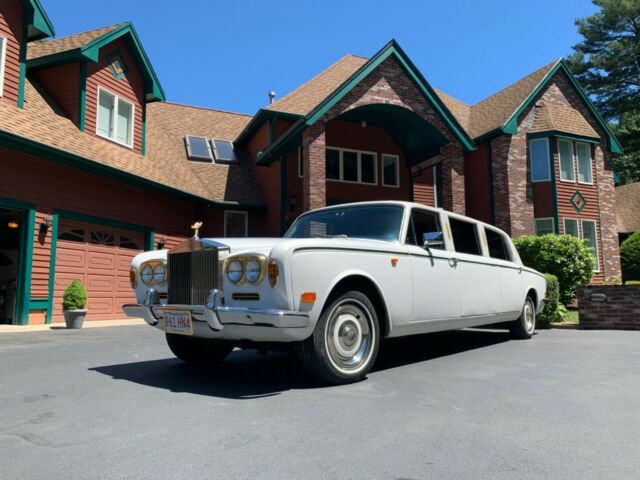 Rolls-Royce Silver Shadow 1972 image number 1