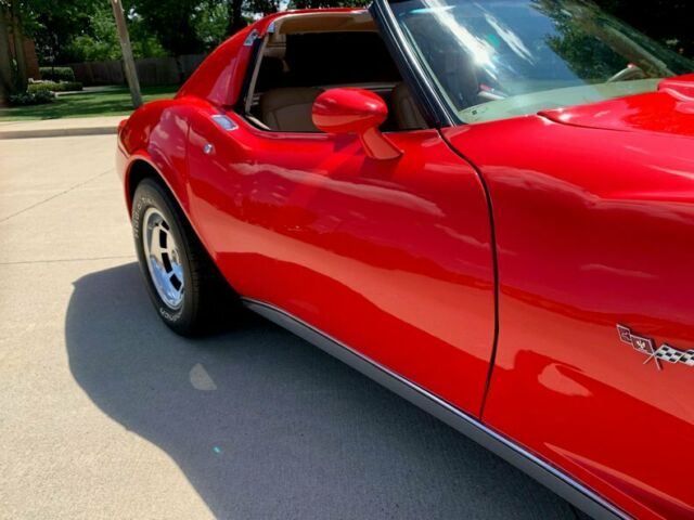 Chevrolet Corvette 1977 image number 40