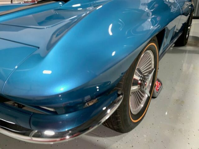 Chevrolet Corvette 1967 image number 32