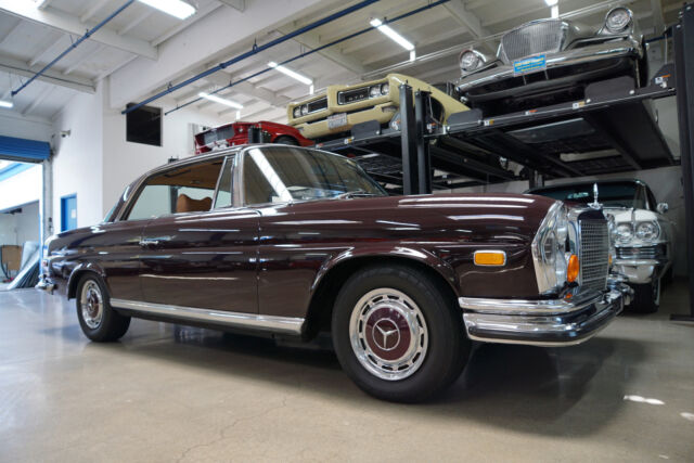 Mercedes-Benz 280SE 3.5 V8 2 Door Coupe 1971 image number 31