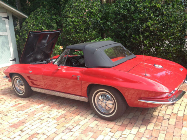 Chevrolet Corvette 1963 image number 19