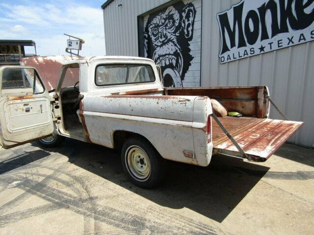 Ford F100 1968 image number 21