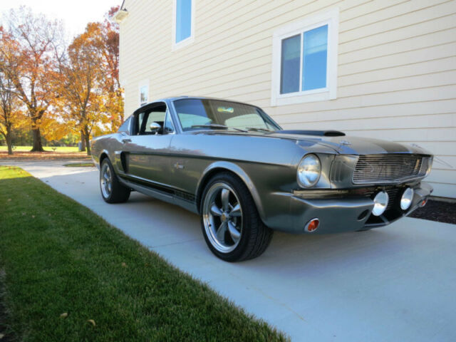 Ford Mustang 1965 image number 3