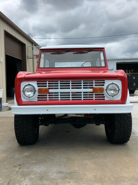 Ford Bronco 1973 image number 12