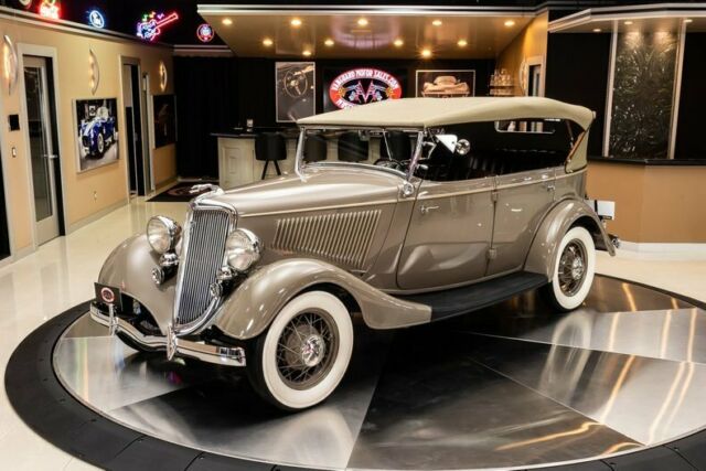 Ford Phaeton 1934 image number 30