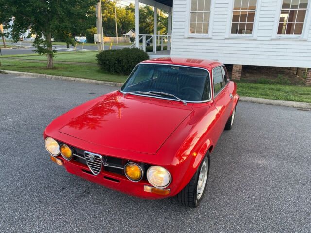 Alfa Romeo GTV 1972 image number 27