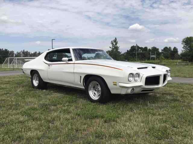 Pontiac LeMans 1972 image number 28