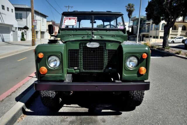 Land Rover Defender 1972 image number 11