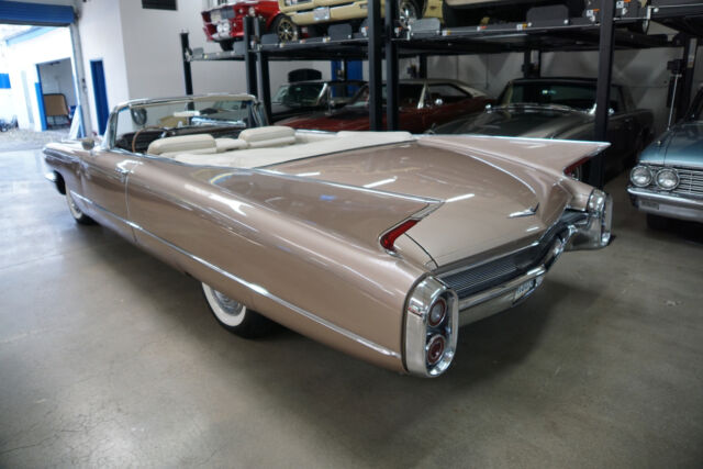 Cadillac Series 62 V8 Convertible 1960 image number 19