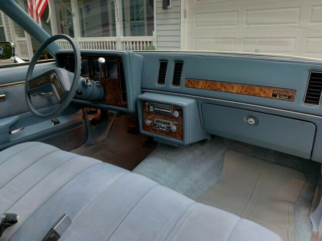 Buick Regal 1978 image number 19