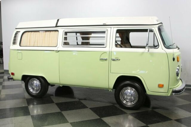 Volkswagen Westfalia Camper 1973 image number 16