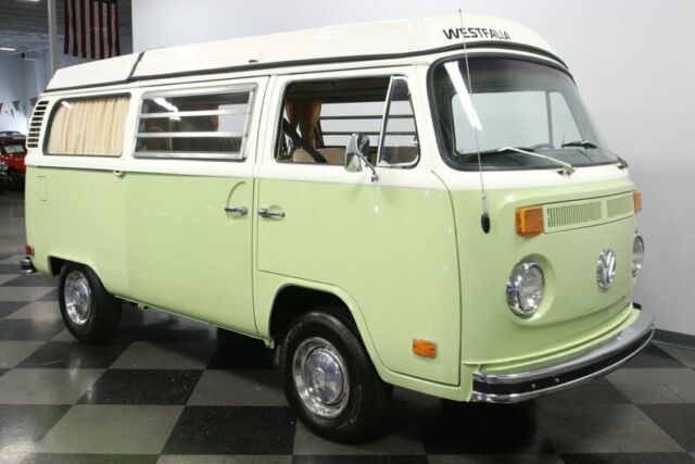 Volkswagen Westfalia Camper 1973 image number 17