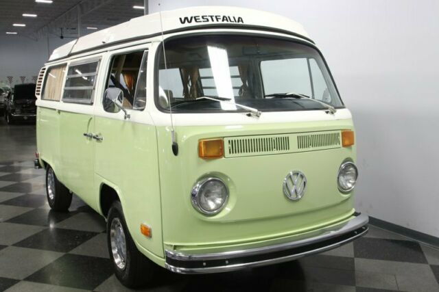 Volkswagen Westfalia Camper 1973 image number 18