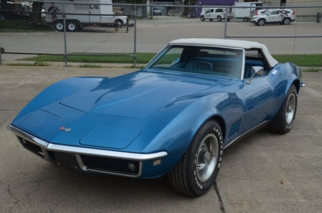 Chevrolet Corvette 1968 image number 0