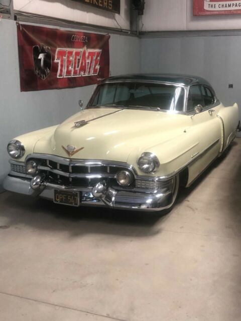 Cadillac DeVille 1952 image number 0