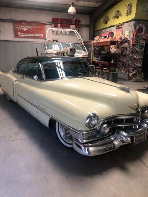 Cadillac DeVille 1952 image number 27