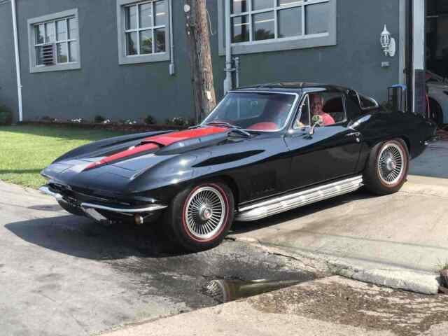 Chevrolet Corvette 1967 image number 6