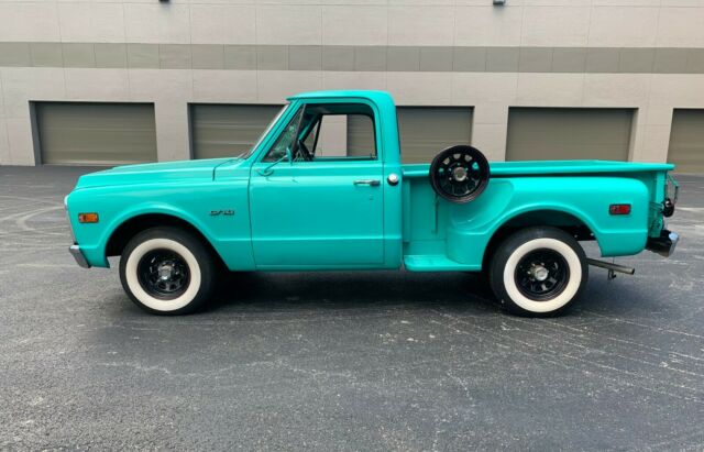 Chevrolet C-10 1969 image number 2