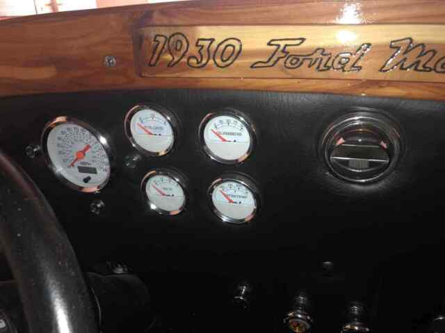 Ford Model A 1930 image number 10