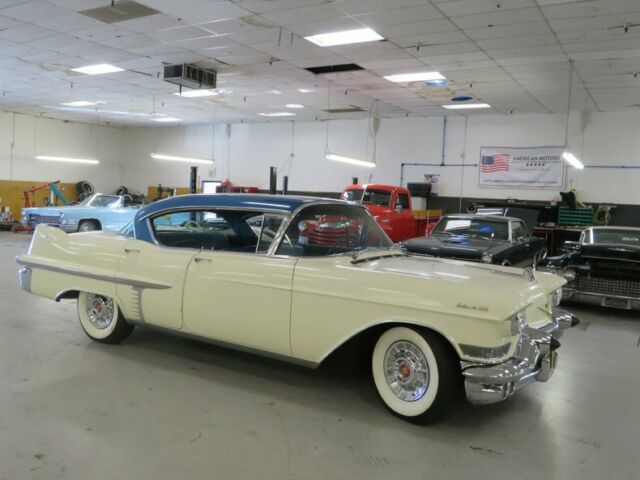 Cadillac DeVille 1957 image number 7