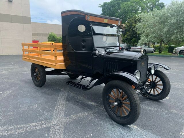 Ford Model T 1926 image number 25