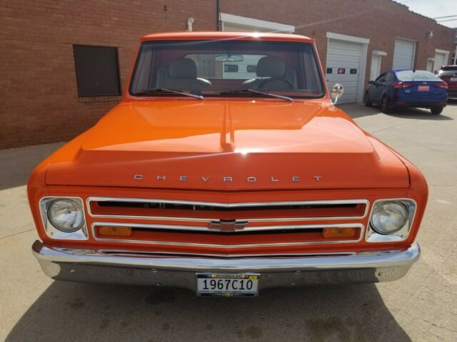 Chevrolet C-10 1967 image number 12