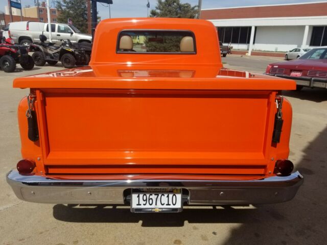 Chevrolet C-10 1967 image number 23