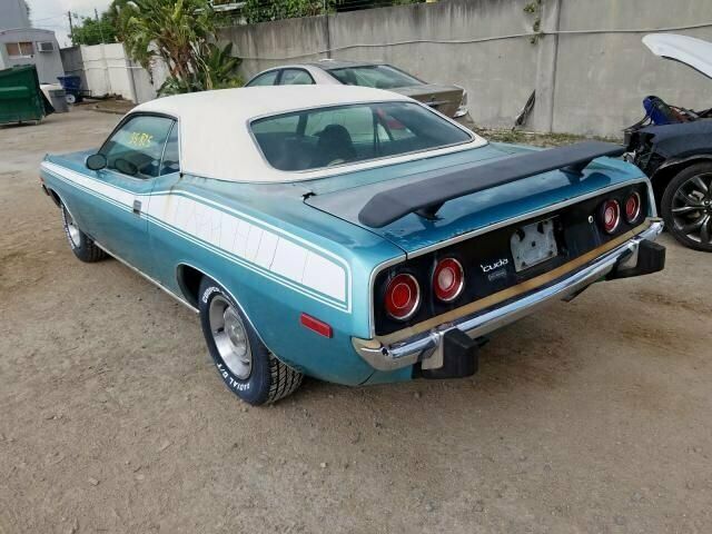 Plymouth Barracuda 1974 image number 3