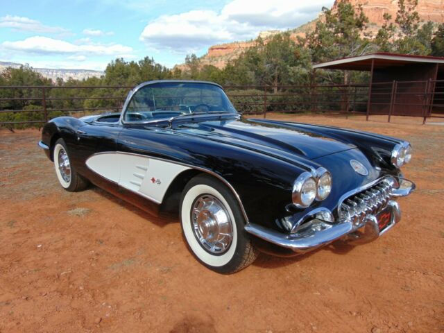 Chevrolet Corvette 1959 image number 1