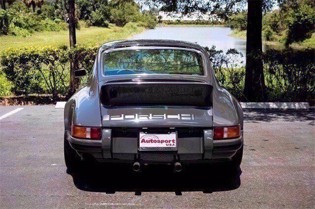 Porsche 911 1976 image number 29