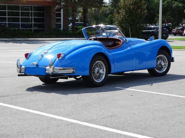 Jaguar XK 1957 image number 30