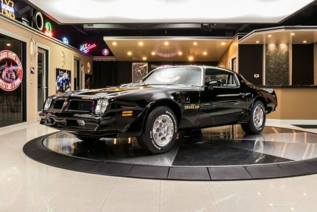 Pontiac Trans Am 1976 image number 0