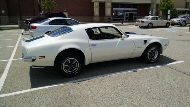 Pontiac Firebird 1971 image number 18