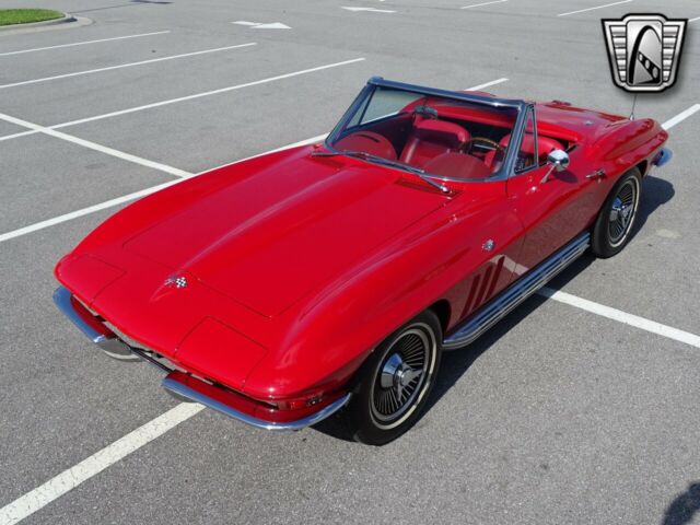 Chevrolet Corvette 1965 image number 41