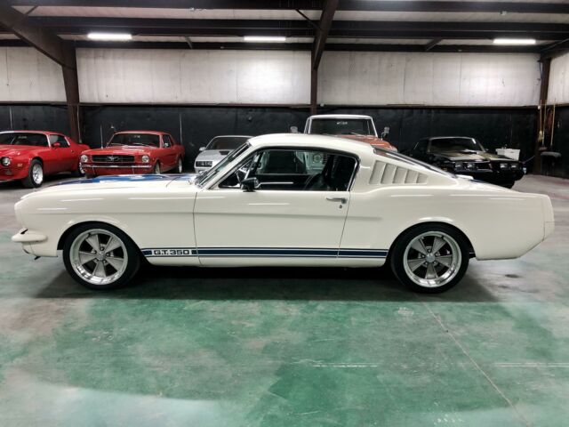 Ford Mustang 1965 image number 1