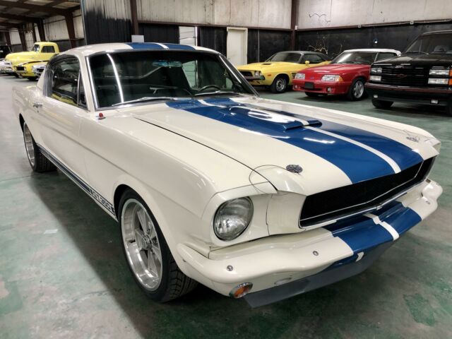 Ford Mustang 1965 image number 30