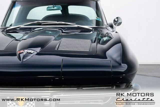 Chevrolet Corvette 1963 image number 14