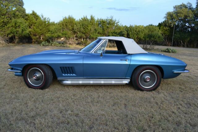 Chevrolet Corvette 1967 image number 27