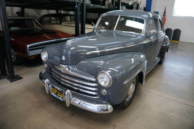 Ford DeLuxe 2 Door Business Coupe 1948 image number 24