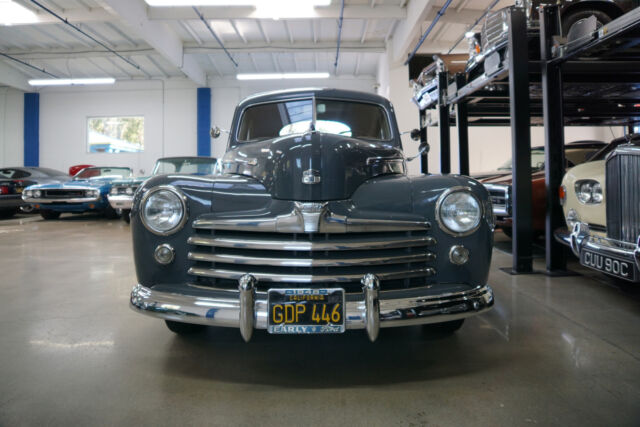 Ford DeLuxe 2 Door Business Coupe 1948 image number 9