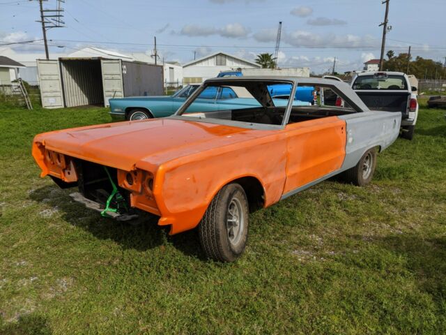 Plymouth GTX 1967 image number 28