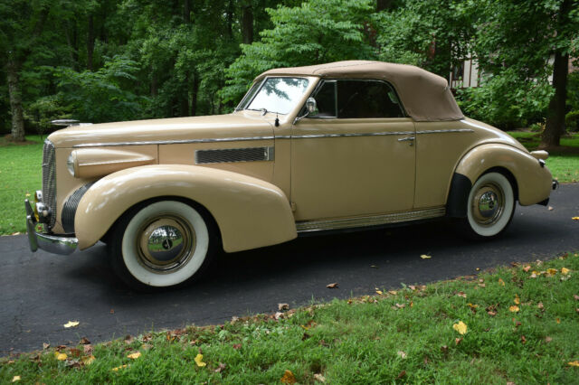 Cadillac La Salle 1939 image number 30