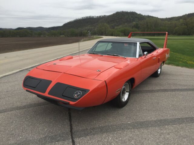 Plymouth Road Runner 1970 image number 0