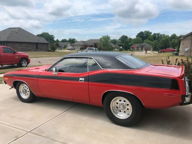 Plymouth Barracuda 1973 image number 2